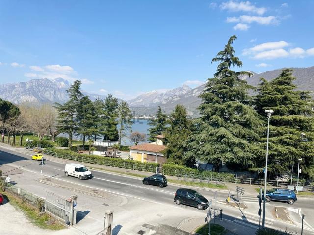 Appartamento in vendita di 96 m² in Via Statale, 283
