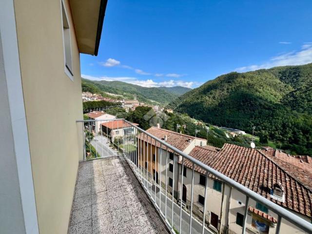 Appartamento in vendita di 96 m² in Via Stefano Franchi