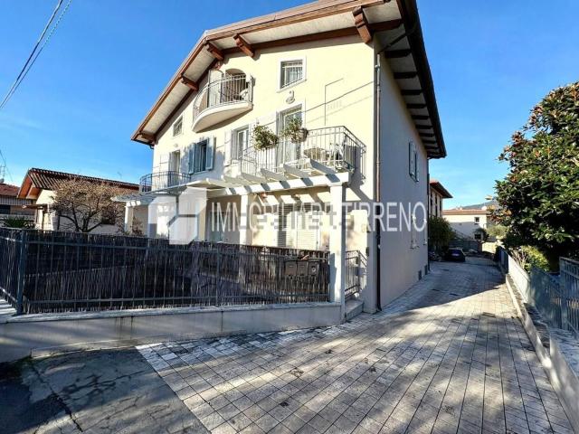 Appartamento in vendita di 96 m² in Viale Eugenio Chiesa