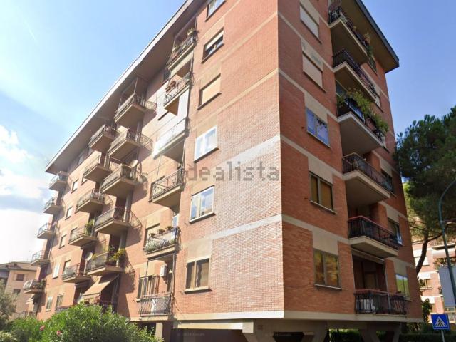 Appartamento in vendita di 96 m² in Viale Galileo Galilei