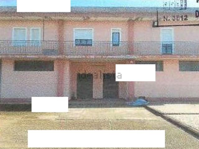 Appartamento in vendita di 96 m² in Viale Lungolago Simbirizzi, 2