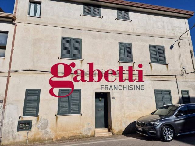 Appartamento in vendita di 971 m² in Via della Ratta, 10