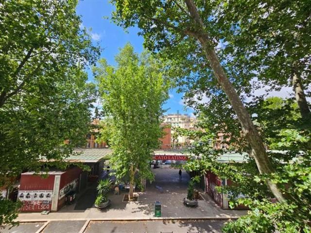 Appartamento in vendita di 98 m² in Piazza Epiro