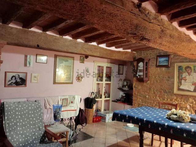 Appartamento in vendita di 98 m² in Piazza Frà Domenico da Peccioli, 1