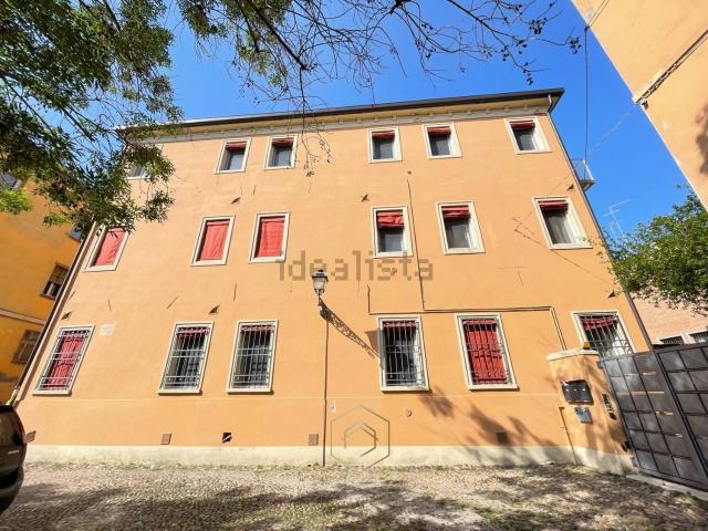 Appartamento in vendita di 98 m² in Piazzetta San Nicolò