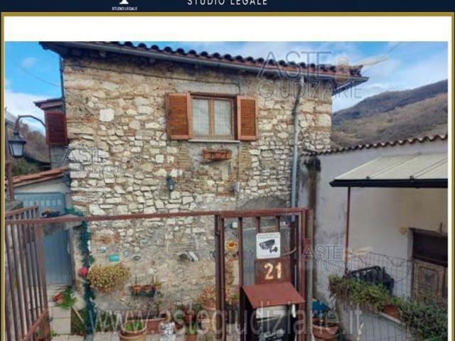 Appartamento in vendita di 98 m² in Strada Statale 4 Via Salaria