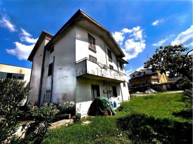 Appartamento in vendita di 98 m² in Strada Statale 7