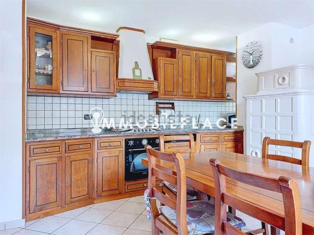 Appartamento in vendita di 98 m² in Via 3 Novembre, 18