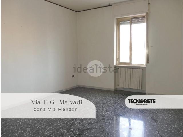 Appartamento in vendita di 98 m² in Via Tenente Gastone Malvadi, 18