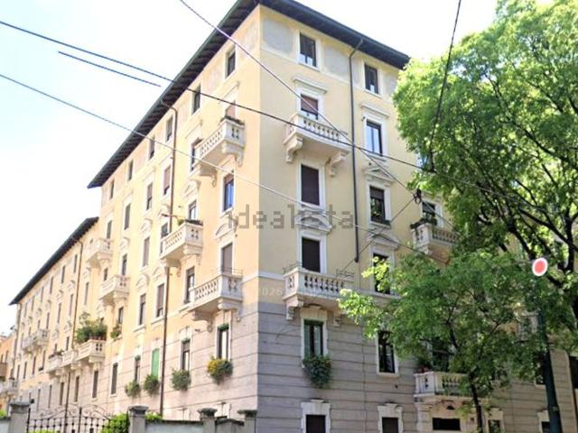 Appartamento in vendita di 98 m² in Via Teodosio, 82