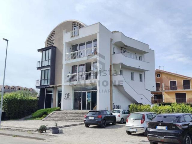 Appartamento in vendita di 98 m² in Via Turistica del Lago, 24