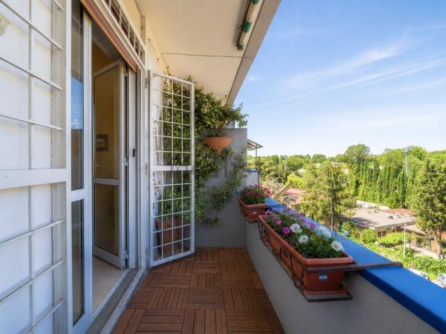 Appartamento in vendita di 98 m² in Via Ugo Ojetti, 401