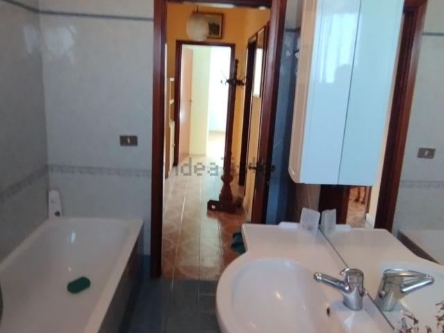 Appartamento in vendita di 98 m² in Via Umberto calosso, 28