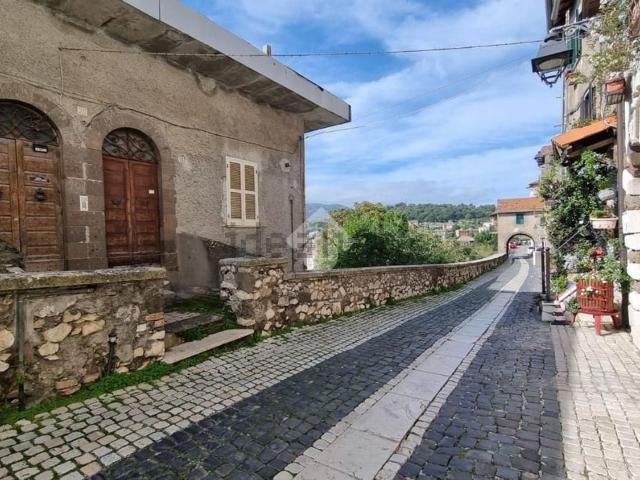 Appartamento in vendita di 98 m² in Via Umberto I, 18