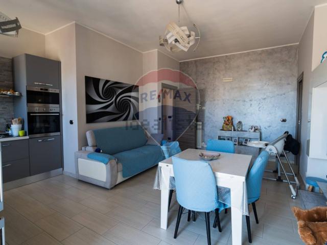 Appartamento in vendita di 98 m² in Via Vincenzo Bellini, 3