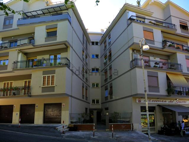 Appartamento in vendita di 98 m² in Via Virgilio, 82