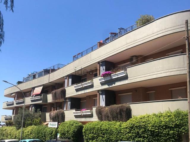 Appartamento in vendita di 98 m² in Via XXV Aprile, 11