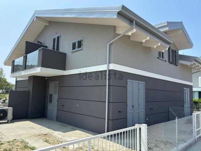 Appartamento in vendita di 98 m² in Via A.Vespucci, 24