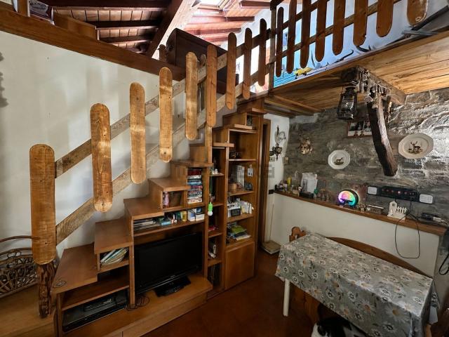 Appartamento in vendita di 98 m² in Via ai Monti 2
