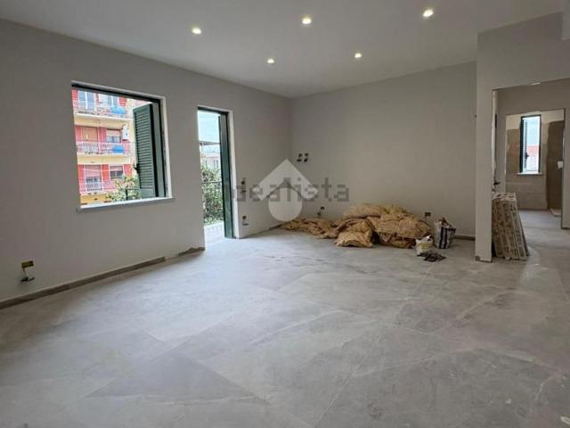 Appartamento in vendita di 98 m² in Via Alcide de Gasperi, 138