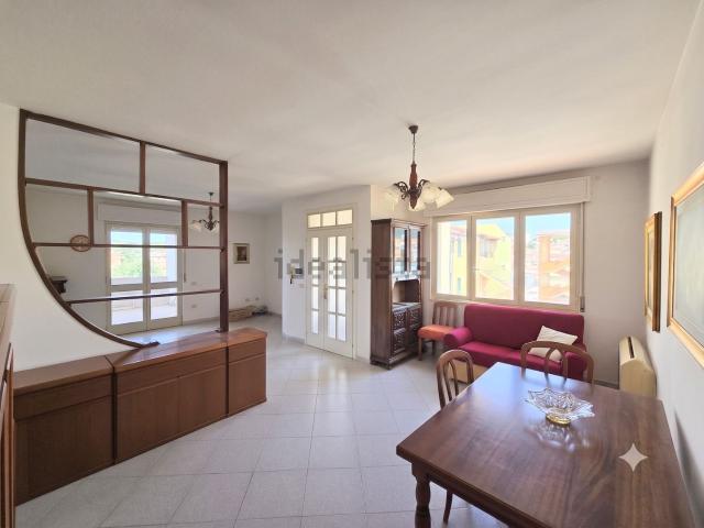 Appartamento in vendita di 98 m² in Via Alessandro Manzoni