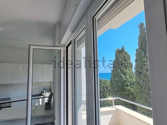 Appartamento in vendita di 98 m² in Via Amerigo Vespucci, 3