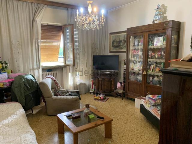 Appartamento in vendita di 98 m² in Via Aretina