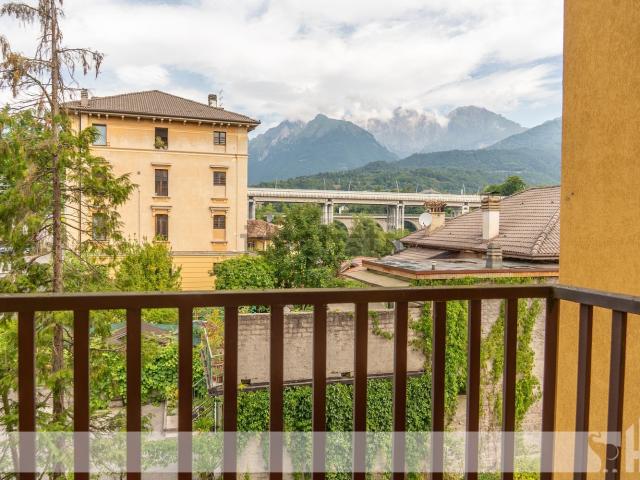 Appartamento in vendita di 98 m² in Via Aristide Gabelli, 2