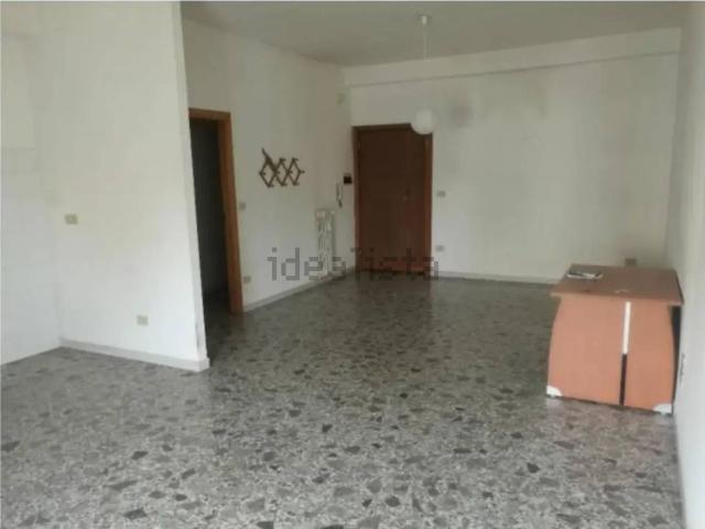 Appartamento in vendita di 98 m² in Via Aterno