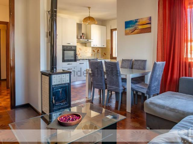 Appartamento in vendita di 98 m² in Via Augusto Buzzati, 73