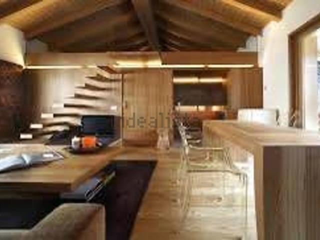 Appartamento in vendita di 98 m² in Via Beatrice di Tenda