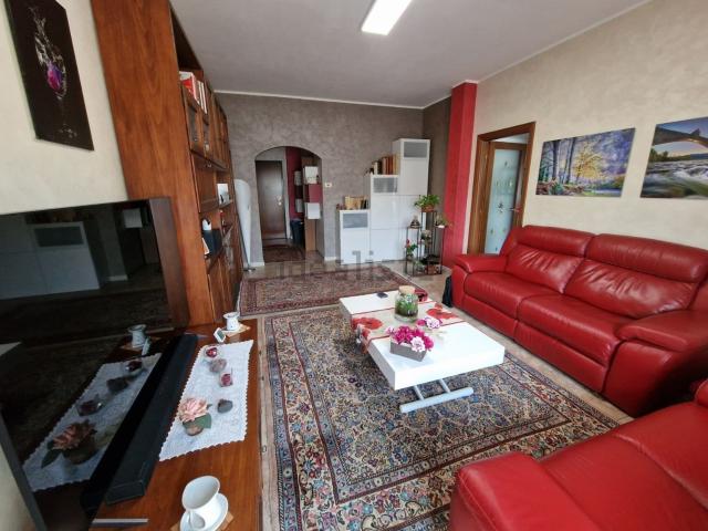 Appartamento in vendita di 98 m² in Via Campo dei Fiori, 4