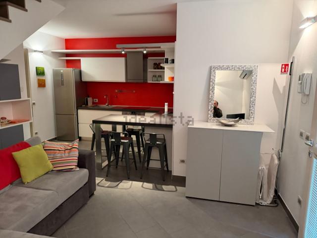 Appartamento in vendita di 98 m² in Via Caduti per la Libertà, 271
