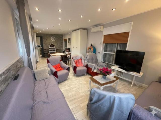 Appartamento in vendita di 98 m² in Via Cartagine, 12