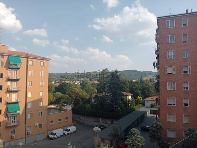 Appartamento in vendita di 98 m² in Via Cardinale Gil de Albornoz
