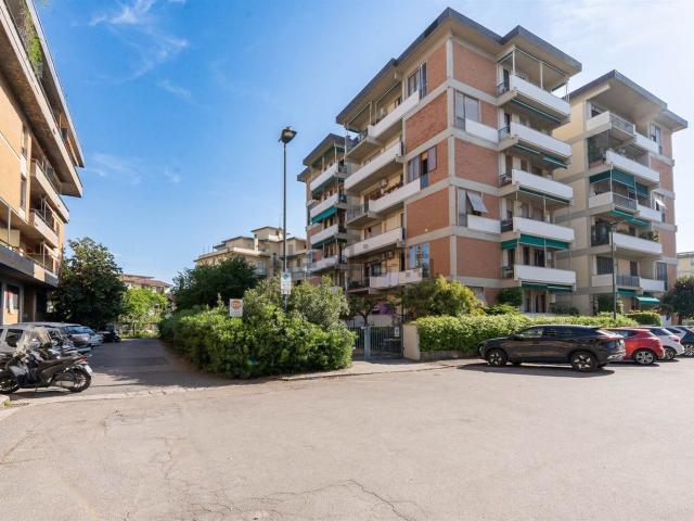 Appartamento in vendita di 98 m² in Via Carlo Cattaneo