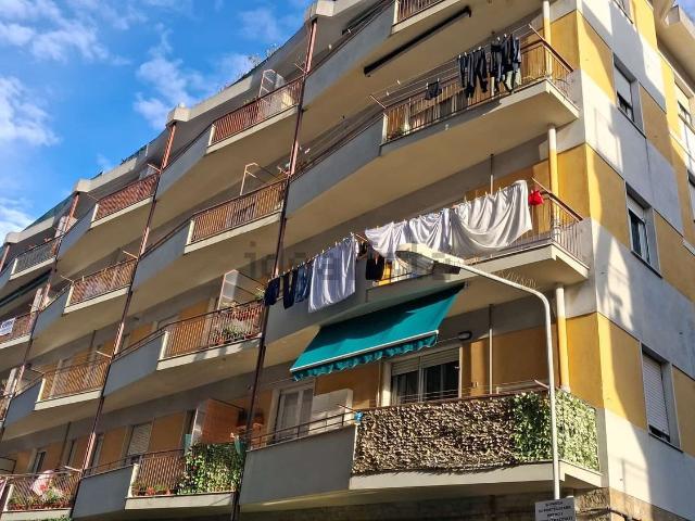 Appartamento in vendita di 98 m² in Via Carlo Fasciotti, 59