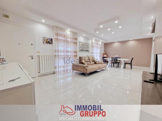 Appartamento in vendita di 98 m² in Via Castel del Monte