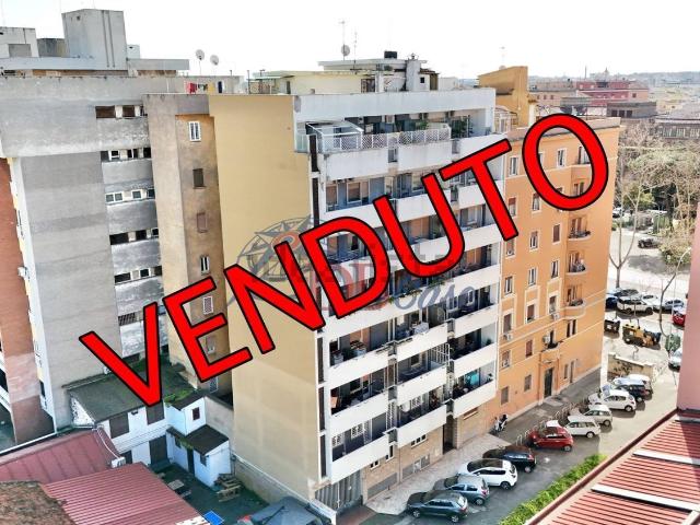 Appartamento in vendita di 98 m² in Via Casilina, 57