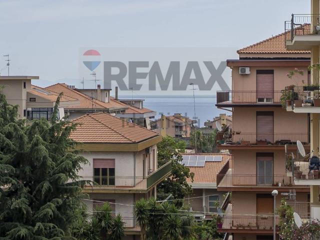 Appartamento in vendita di 98 m² in Via Catania, 7