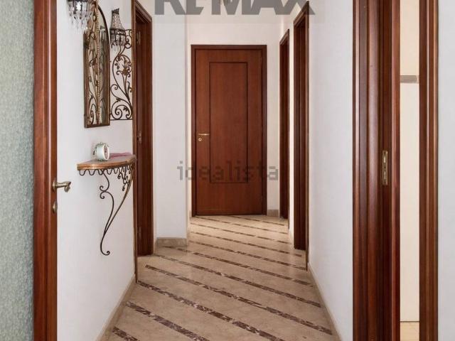 Appartamento in vendita di 98 m² in Via Cefalù, 18