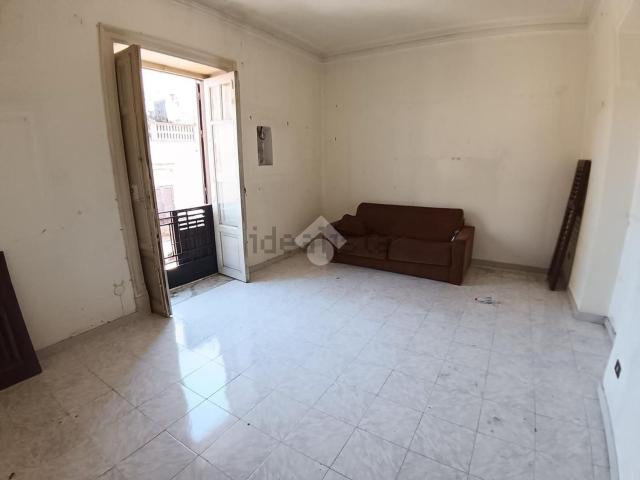 Appartamento in vendita di 98 m² in Via Comandante Simone Gulí, 206