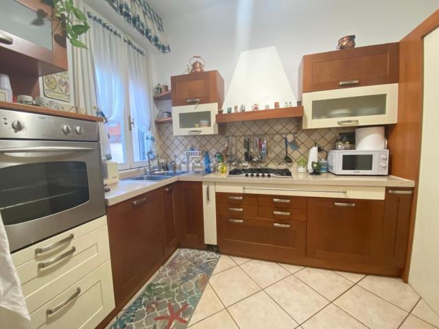 Appartamento in vendita di 98 m² in Via Costantino Nigra