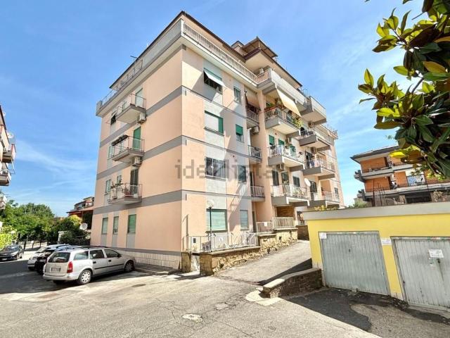 Appartamento in vendita di 98 m² in Via degli Armenti, 112