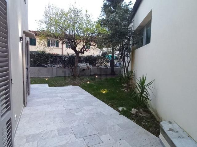 Appartamento in vendita di 98 m² in Via del Sodo, 33