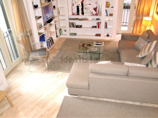Appartamento in vendita di 98 m² in Via del Portico d&apos Ottavia