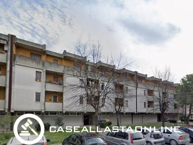 Appartamento in vendita di 98 m² in Via della Liberazione
