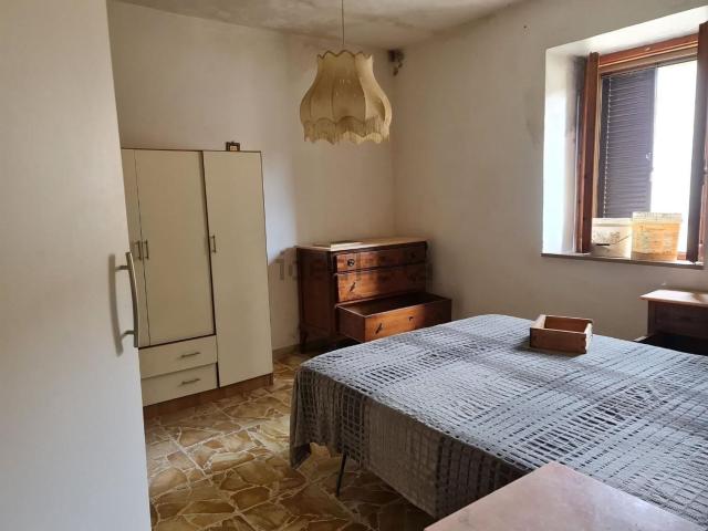 Appartamento in vendita di 98 m² in Via della Montagnola, 53031