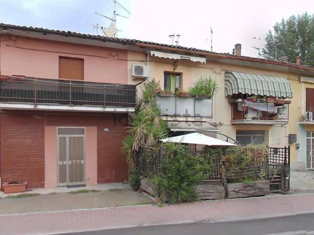 Appartamento in vendita di 98 m² in Via della Pace, 60