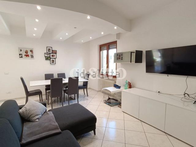 Appartamento in vendita di 98 m² in Via Donato Bramante, 8